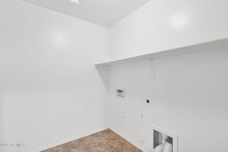 19-web-or-mls-P1315326