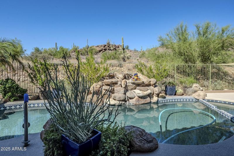 80-web-or-mls-Primrose-65