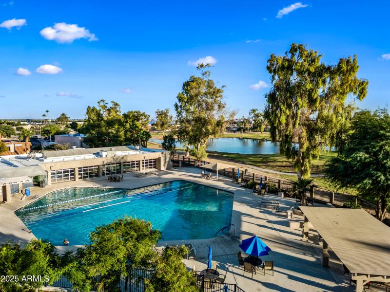 4-Ahwatukee-ocupix-Comm