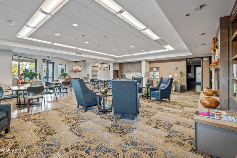 13-Ahwatukee-ocupix-Comm