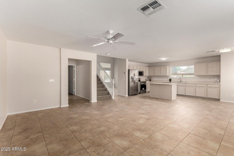 14 Sunland