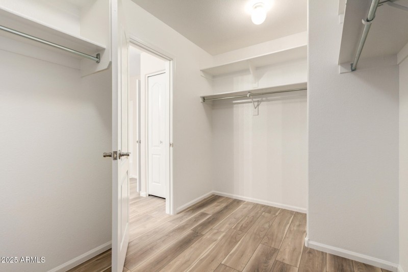 26 Sunland