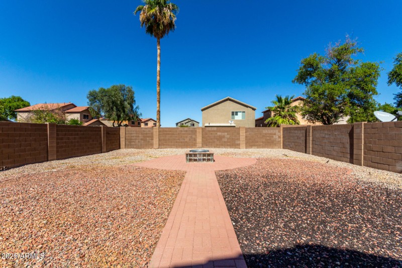 44 Sunland