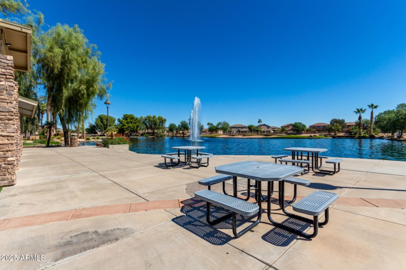 53 Sunland