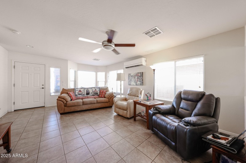 3-23327 W Twilight Tr_living area2