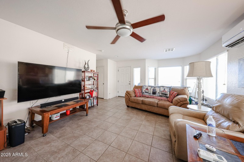 4-23327 W Twilight Tr_living area3