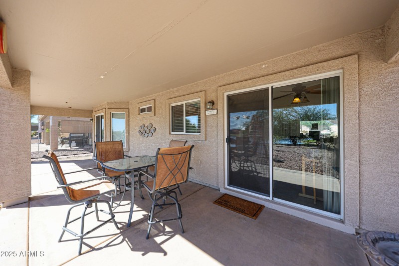 30-23327 W Twilight Tr_patio