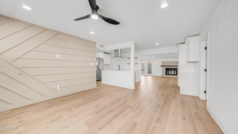 19251 N 17th Dr (2)