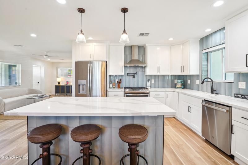 25-print-E Weldon Ave-S0210-016