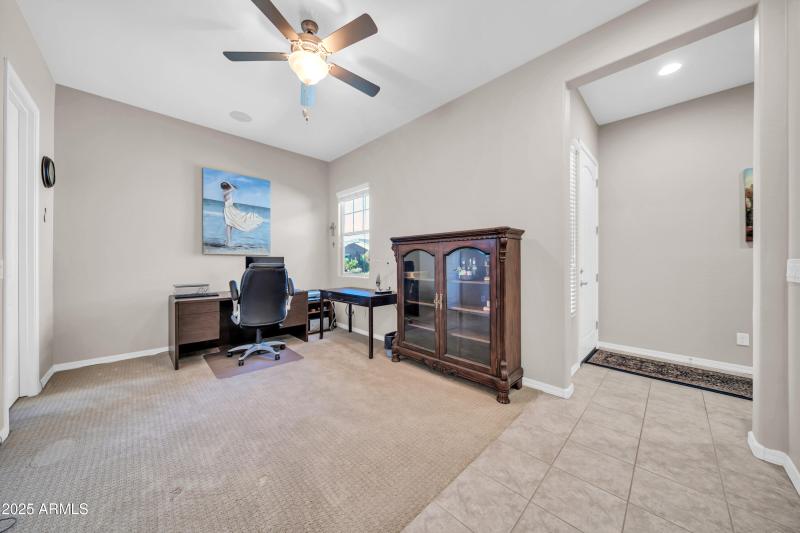 9364 W Cashman Dr-23