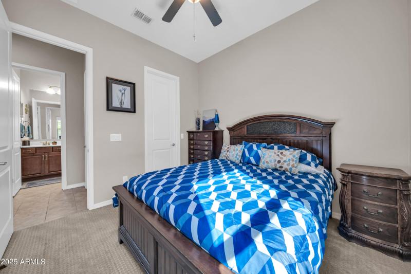 9364 W Cashman Dr-26