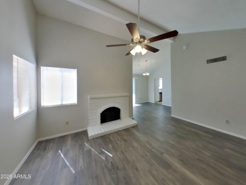 1_pc_c60sdXKf8e_WUkwvVMgz0_layout_1