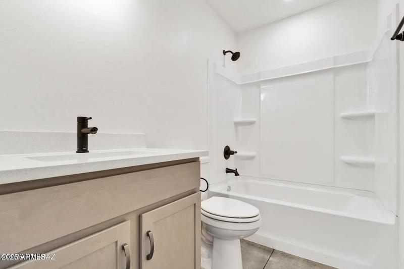 2nd master bath