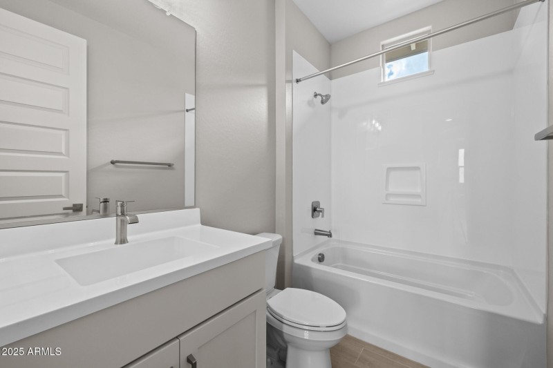 27)BATH 3