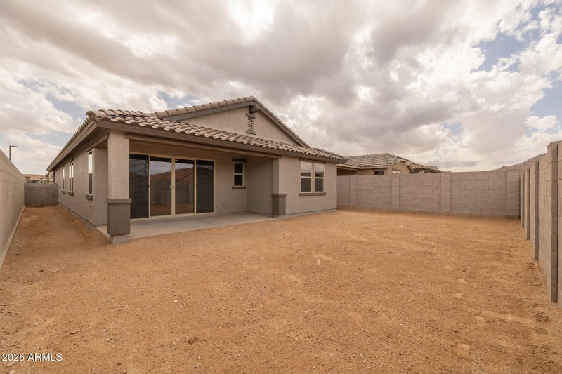 35)BACK OF HOME