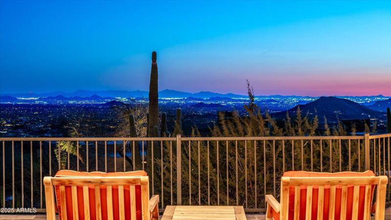 44-11070ERollingRockDr-44