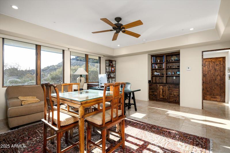 38-11070ERollingRockDr-38