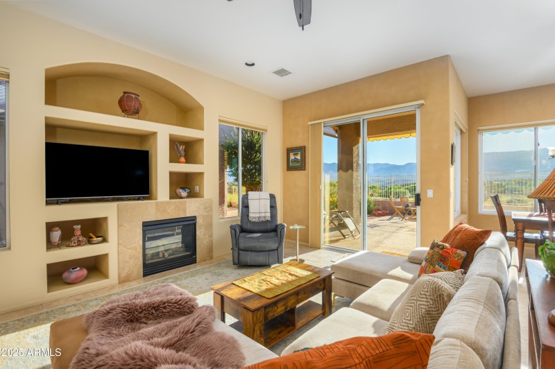 520 S Camino De Encanto-3