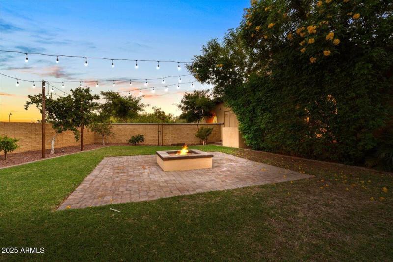 Firepit Sitting Area