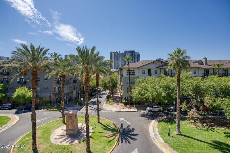 100 W PORTLAND ST 404