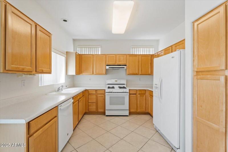 Kitchen 2