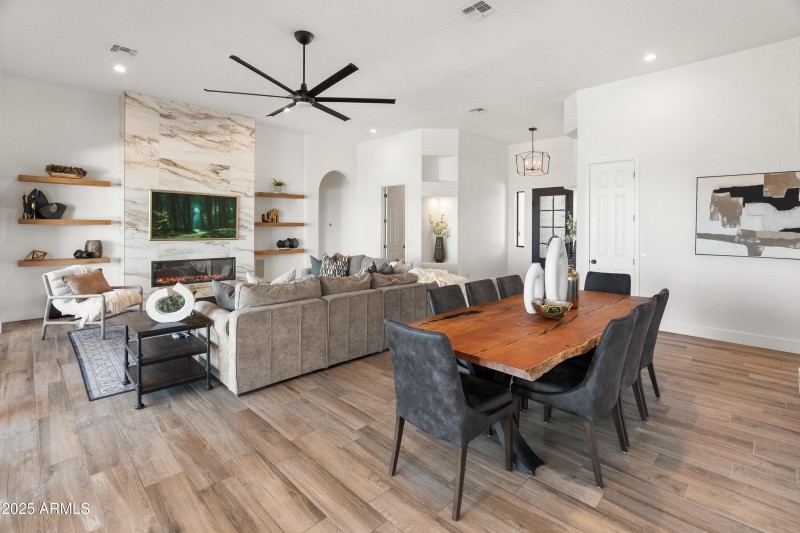 33219 N 7th Pl-9
