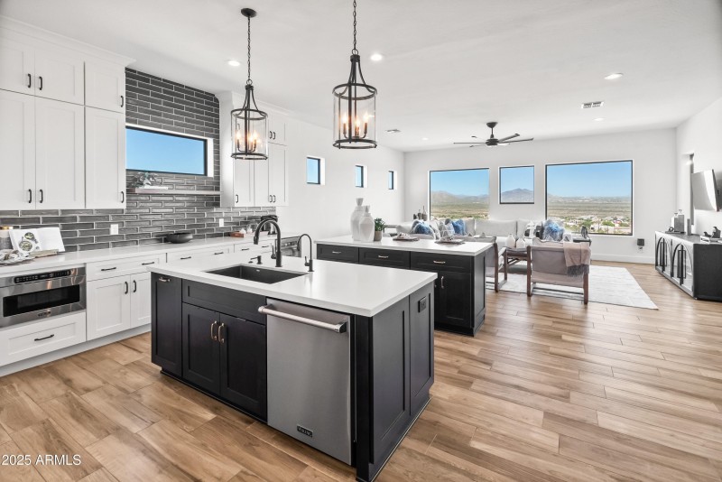 33219 N 7th Pl-24