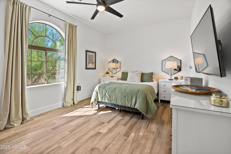 33219 N 7th Pl-34