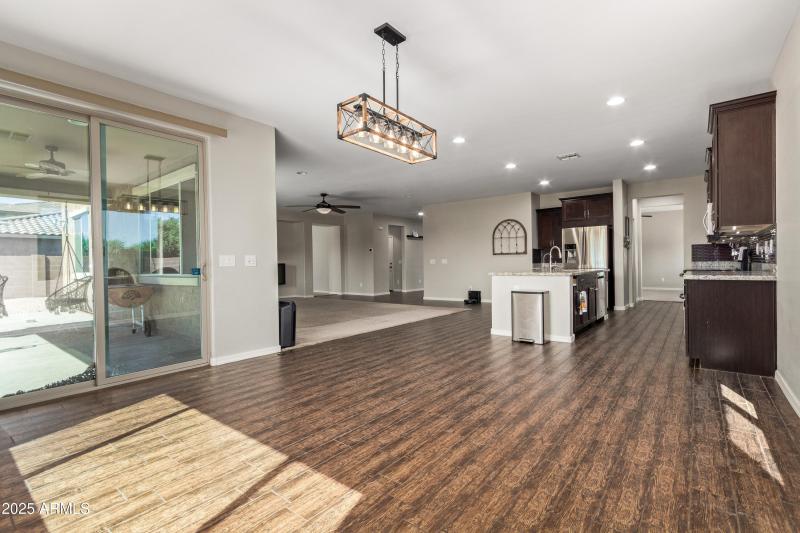 Domingo Kitchen nook into Kitchen