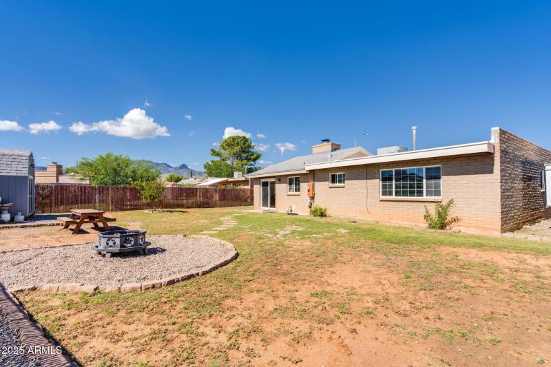 45-web-or-mls-Highland Dr-45