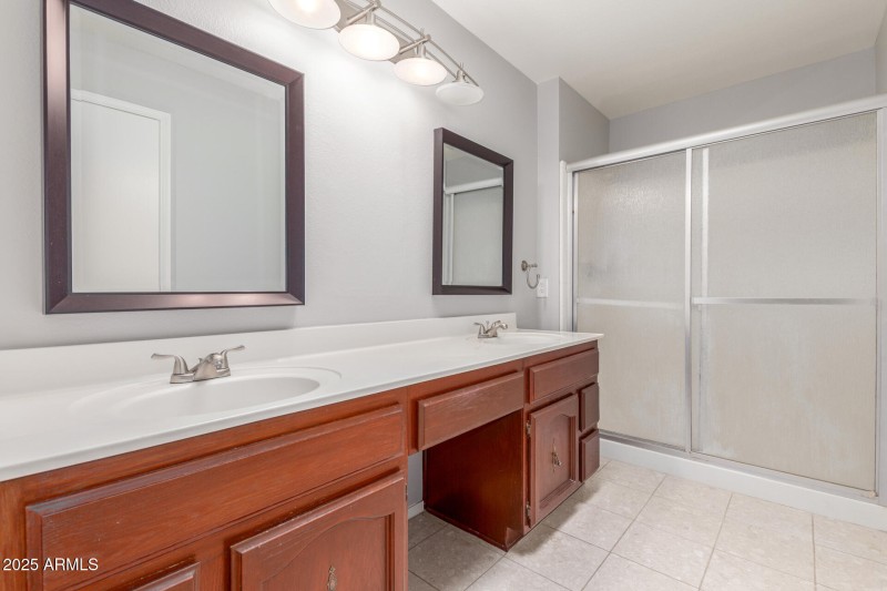 20 Coopers Hawk