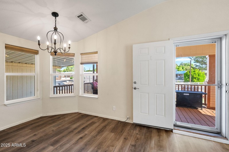 9-Dining Room