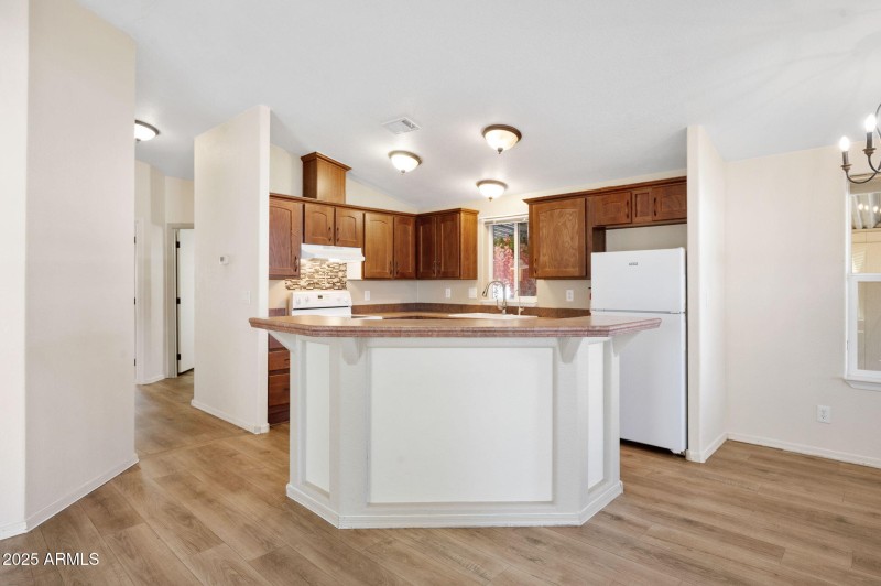 11-Kitchen