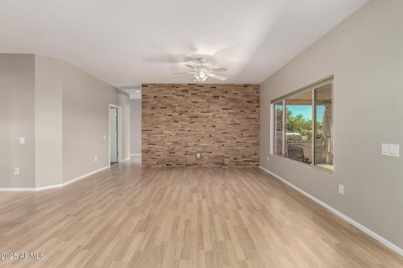 Living Room (2)