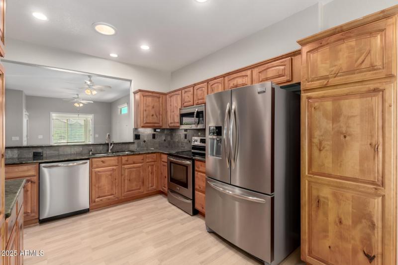 Kitchen (1)