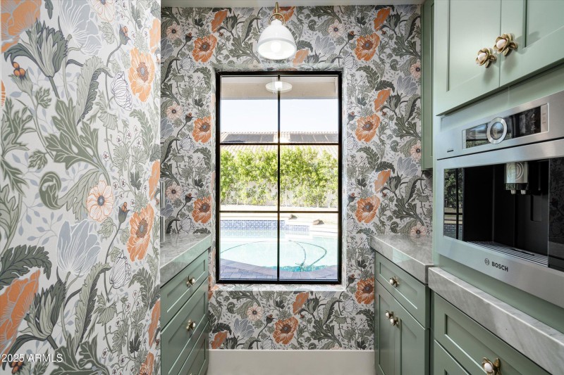 Coffee Bar / Butlers Pantry