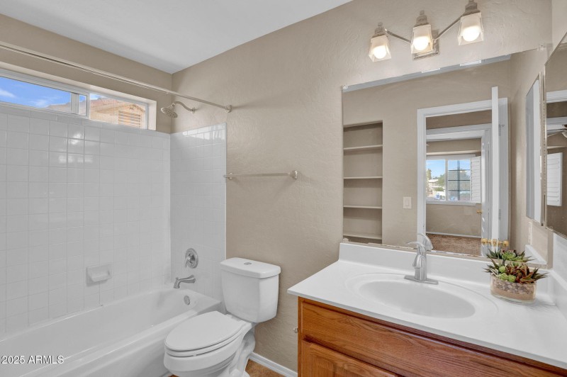 45-web-or-mls-12848 S 45th St - 46