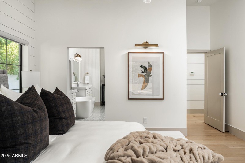 Primary Bedroom Detail