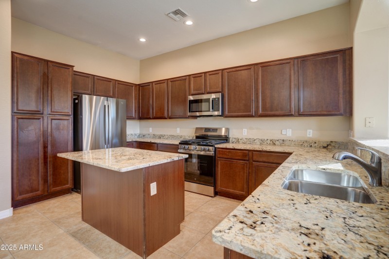 Kitchen 3