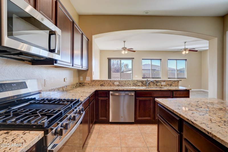 Kitchen 4