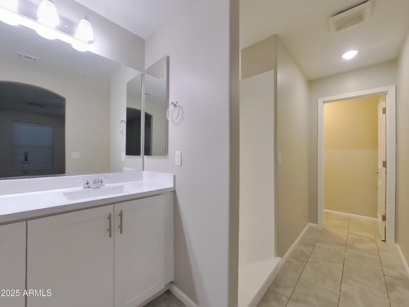 9_pc_L7rkqzf4jc_tjUHjIy5sI_layout_0