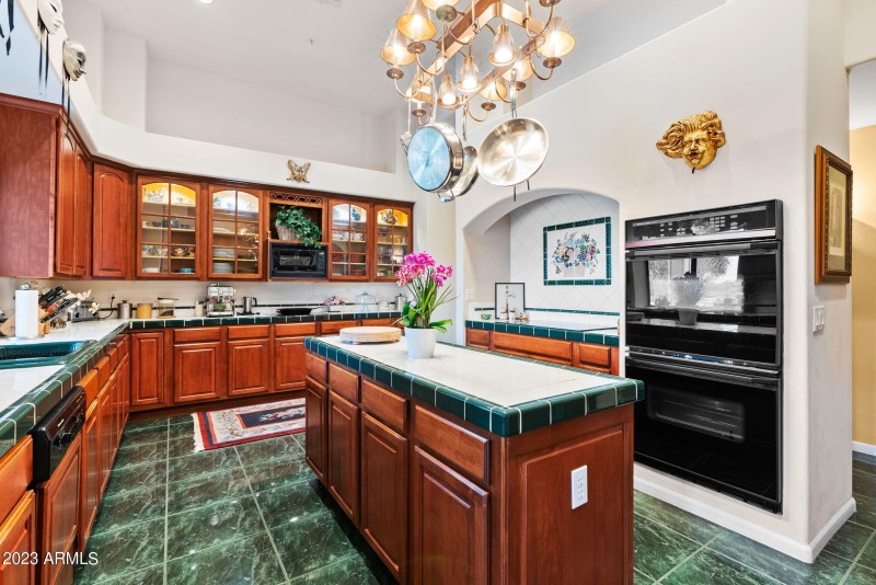 Kitchen 3