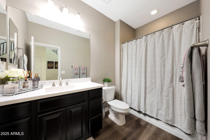 Downstairs full bathroom