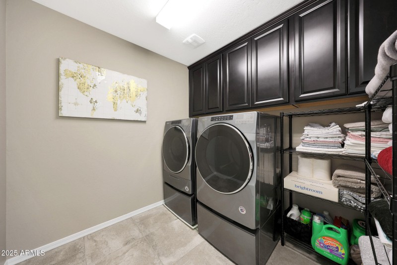 Laundry Room w/cabinets