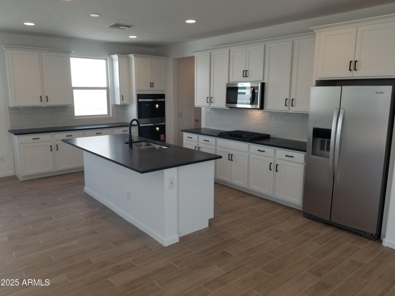 202 Kitchen 5