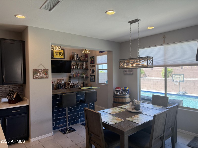Custom Bar