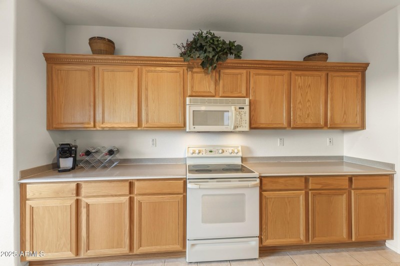 Abundant Counter and Cabinet Space