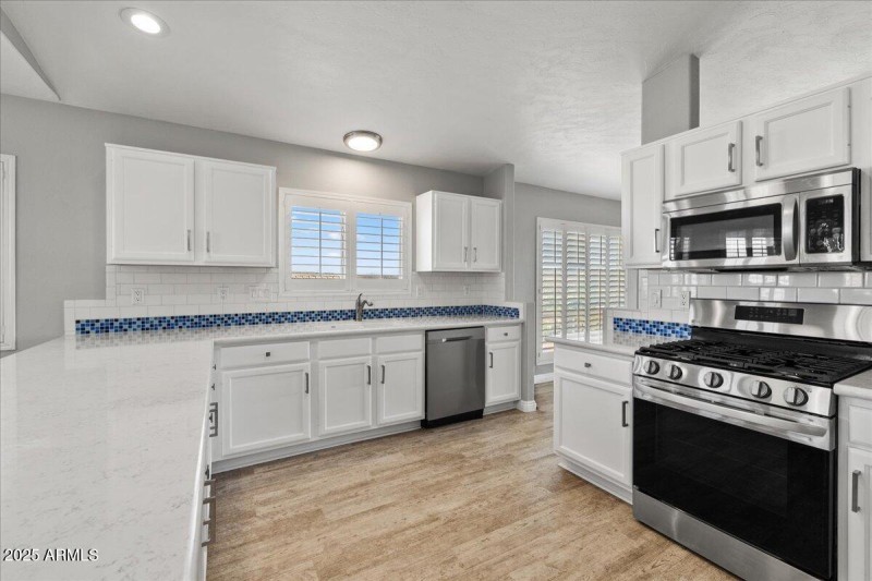 05-Kitchen