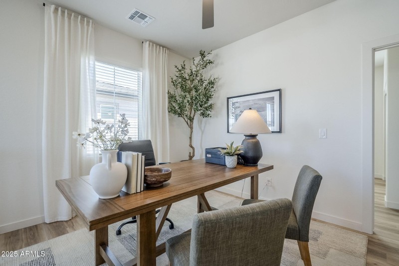 32-web-or-mls-Vine-32