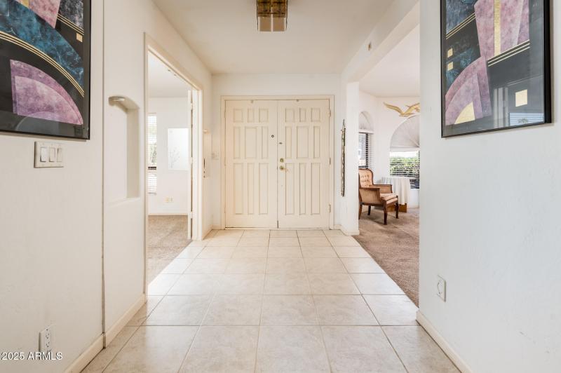 5401 E Laurel Lane